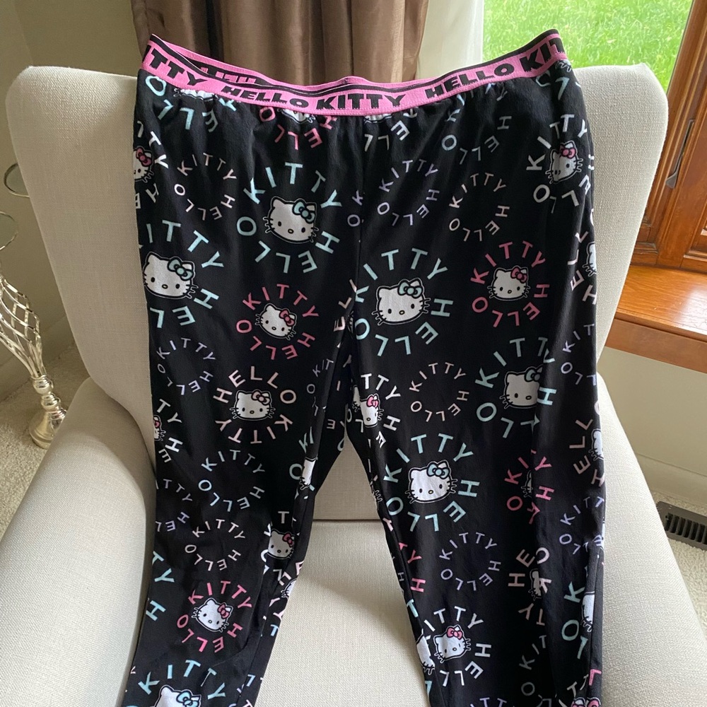 Sanrio Hello Kitty Black Sleepwear